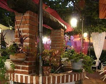 El Tio Mateo Guest house *